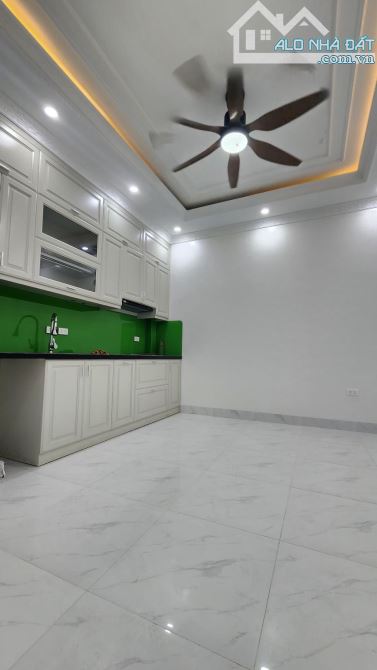 BIỆT PHỦ TÂY HỒ - ĐƯỜNG Ô TÔ TRÁNH, GARA Ô TÔ, NỘI THẤT HIỆN ĐẠI. - 4