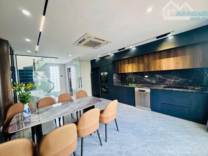 BÁN NHÀ MỚI XÂY – GẦN MẶT PHỐ NGUYỄN LAM, SÀI ĐỒNG – THANG MÁY – Ô TÔ NGỦ TRONG NHÀ - 3