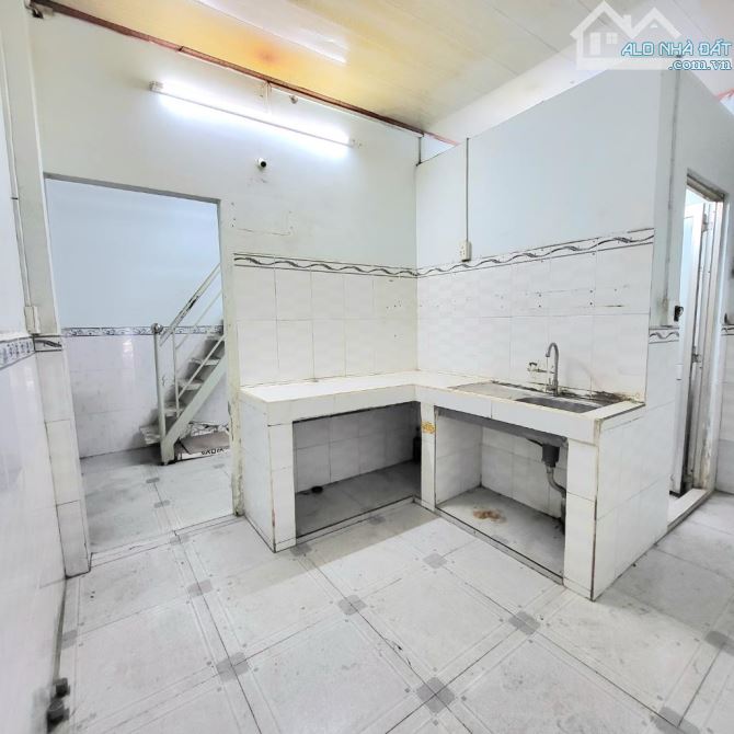 quận 7 ,sổ hồng riêng ,4mx13m, huỳnh tấn phát ,hơn 3 tỷ xíu - 3