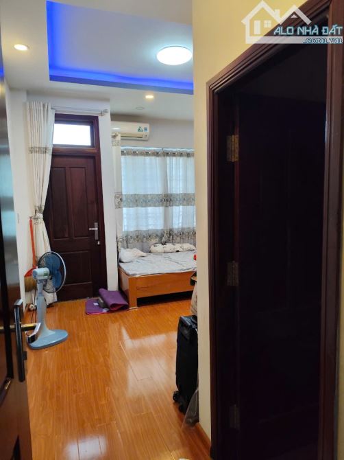 CẦN BÁN GẤP NHÀ 3 TẦNG GẦN VẠN PHÚC CITY THỦ đức,giá chỉ 5,85 tỷ - 3