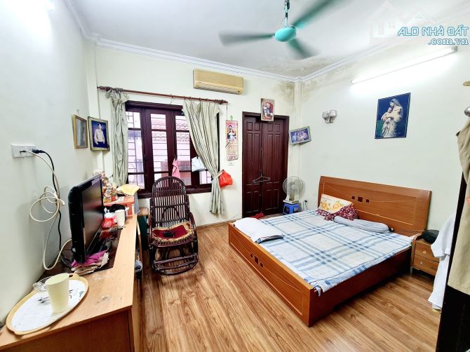 BÁN NHÀ LÔ GÓC 4 TẦNG, PHÂN LÔ Ô TÔ ĐỖ CỬA, RẤT GẦN MẶT PHỐ KIM NGƯU – HAI BÀ TRƯNG. - 3