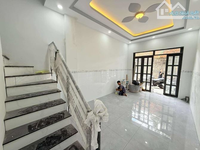Nhà Âu Cơ_ Phú Trung, Tân Phú. DT 60m2. 2 tầng. Ngang 3.6m x dài 15.3. Giá 5.3  tỷ. - 3