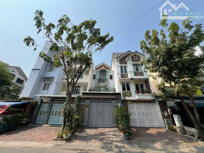 Chủ nhà kẹt tiền cần bán gấp Nhà MT Võ Thị Nhờ , 4 lầu, có sân vườn, giá 17,8 tỷ sổ hồng - 3
