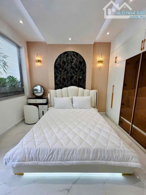 Nhà Chuẩn Luxury – Thống Nhất P16 – 5 Tầng, Thang Máy – Full nội thất – Giá Tốt ! - 3