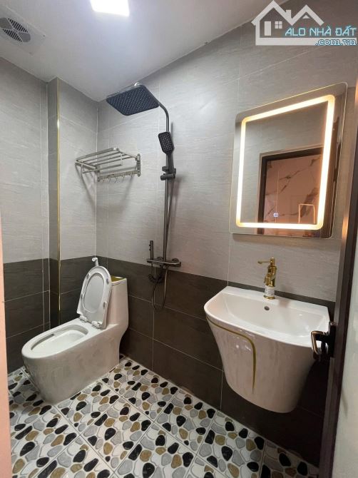 🔥 HẠ CHÀO 600TR - HỘ KHẨU HOÀN KIẾM - Ô TÔ CÁCH 50M - NHÀ MỚI FULL ĐỒ - 20M2*5T - 3,9TỶ🔥 - 3