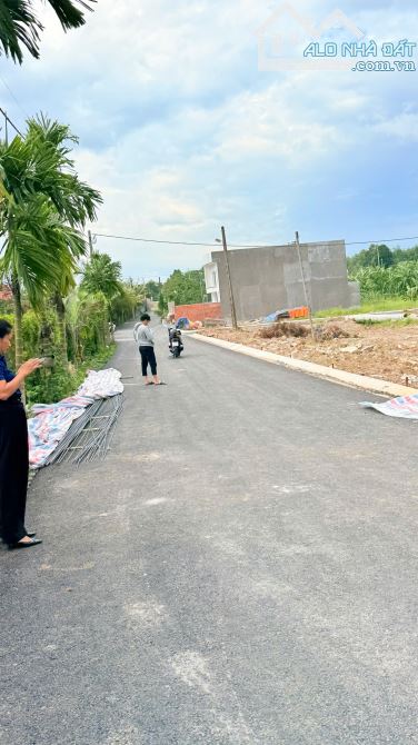 Chủ chuyển nơi ở cần bán nhà gác lửng đẹp SHR TC ngay HL7 Bình Lợi chỉ 1ty690 - 3