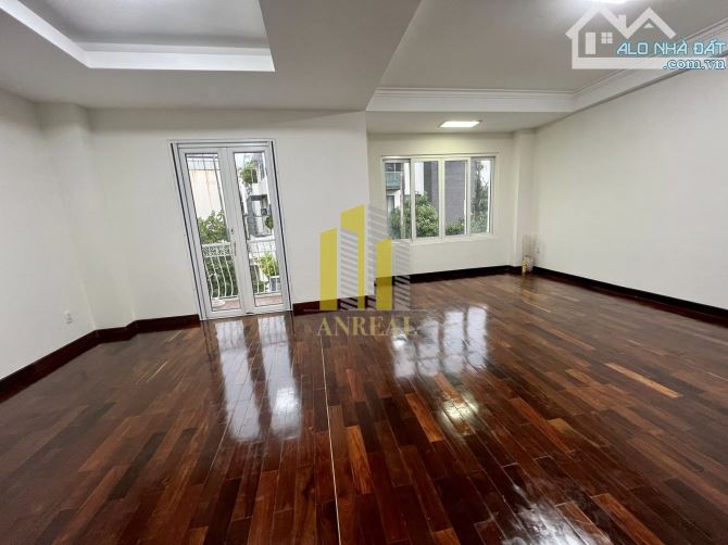 Villa Khu Bảo Vệ 24/24 Thang Máy - Nhà Hiện Đại Giá 59 Triệu - 3
