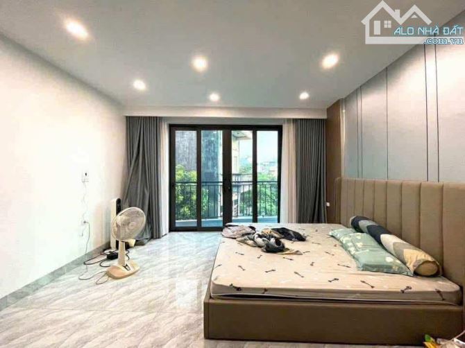 TT ĐỐNG ĐA  - 5M RA HỒ LINH QUANG - NHÀ ĐẸP DÂN XÂY- 6 TẦNG THANG MÁY - NỘI THẤT SANG XỊN - 3
