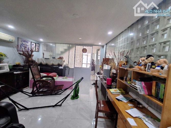Quận 7, Nhà 5 tầng hoàn công đủ 135m2, Hẻm 6m, dòng tiền 20tr/tháng. Chỉ 16,xxx tỷ - 3