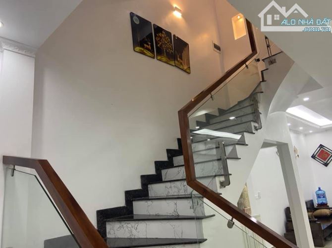 Bán nhà 5 tầng Ngụy Như Kon Tum, TX. Dt 51m² – gần ô tô tránh – nội thất mới – giá 17.5 tỷ - 3