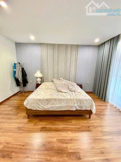 HIẾM VĨNH PHÚC BA ĐÌNH 45M 20TỶ 5T MT4.5M PHÂN LÔ ÔTÔ CHẠY VÒNG QUANH YÊN TĨNH Ở SƯỚNG - 3