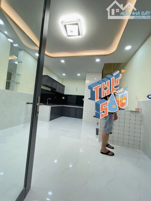 BÁN NHÀ NGUYỄN SƠN - TÂN PHÚ - 30M2 - 2 TẦNG - GẦN MẶT TIỀN - 3 TỶ NHẸ - 3