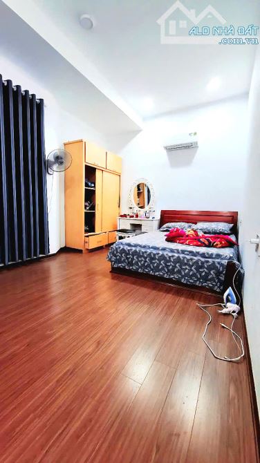 LÔ GÓC 3 MẶT TIỀN TRẦN LÊ - 170M2 - 3 TÀNG – ĐANG KINH DOANH – CÓ DÒNG TIỀN ỔN ĐỊNH - 3