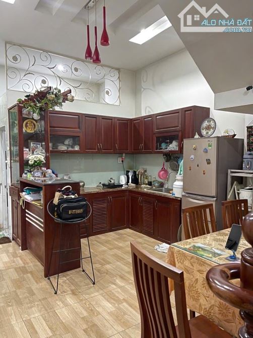 Bán Biệt thự Mini 3 tầng đường AN PHÚ ĐÔNG 01,p.AN PHÚ ĐÔNG, Q12, dt112m²(7x16).Hẻm 5m - 4