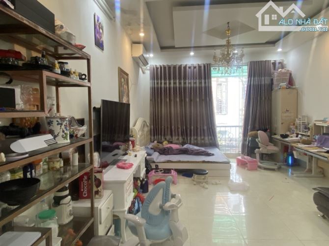 MẶT PHỐ CẢM HỘI 106m² – KINH DOANH CỰC ĐỈNH – SỔ ĐỎ ĐẸP – GIÁ 39.8 TỶ - 4