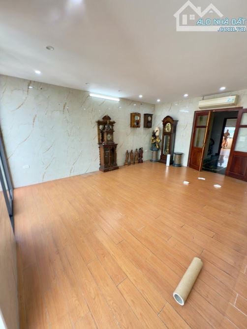 BIỆT THỰ CẦU GIẤY - Ô tô tránh kinh doanh - 150m - 4 tầng - 41 Tỷ - 4