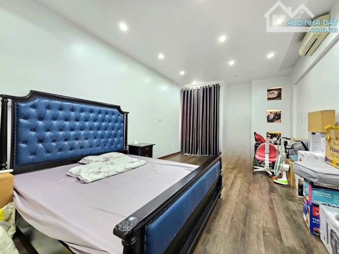 Bán Nhà 5 Tầng – Phố Văn Cao, Hải An – 7,9 Tỷ (Thỏa thuận). Vị trí trung tâm – Đường 12m - 4
