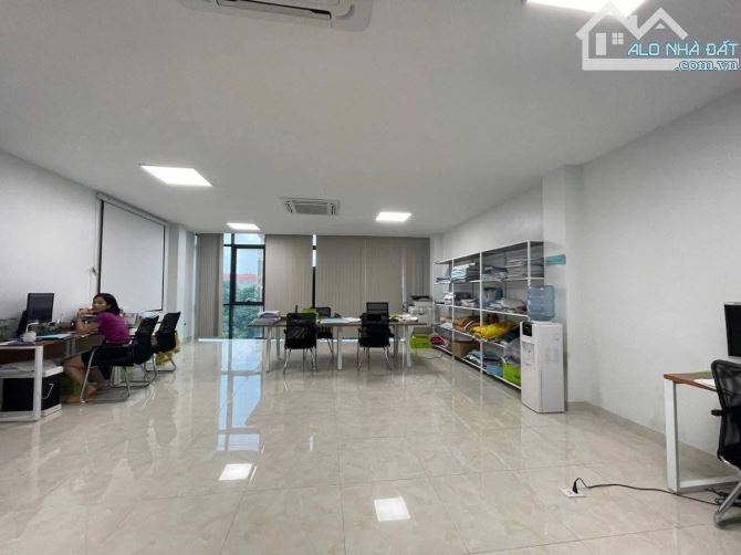 Bán toà nhà văn phòng, 2 thoáng,ô tô tránh Khuất Duy Tiến, Thanh Xuân 180m2,10 tầng, 56 tỷ - 3