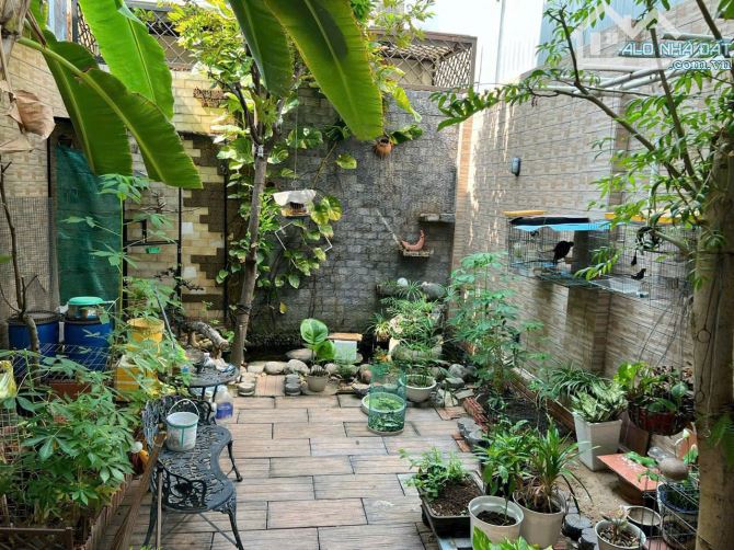 Chủ nhà kẹt tiền cần bán gấp Nhà MT Võ Thị Nhờ , 4 lầu, có sân vườn, giá 17,8 tỷ sổ hồng - 4