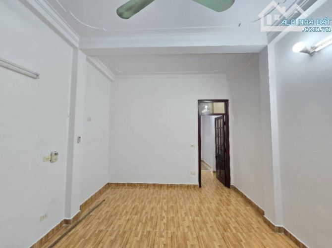 BÁN NHÀ ĐẠI TỪ 47M2 5 TẦNG 4 PHÒNG MT 4M NGÕ NÔNG 6.8 TỶ - 4