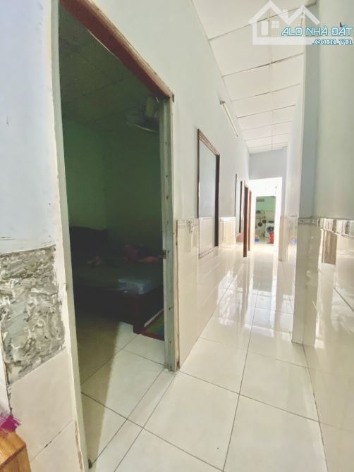 Bán Nhà Ngay Nhà Máy Bia Heneken Q12 -90 M2 (4 x 23 m ) Cấp 4 - HXH -  Chỉ 4,9Tỷ. - 4