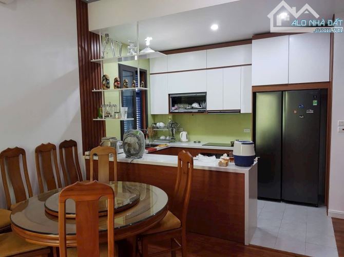 SIÊU BIỆT THỰ-Khu Vườn Đào (Lạc Long Quân) 185m/ 5Tầng (Có Hầm), MT 25m 125 Tỷ - 4