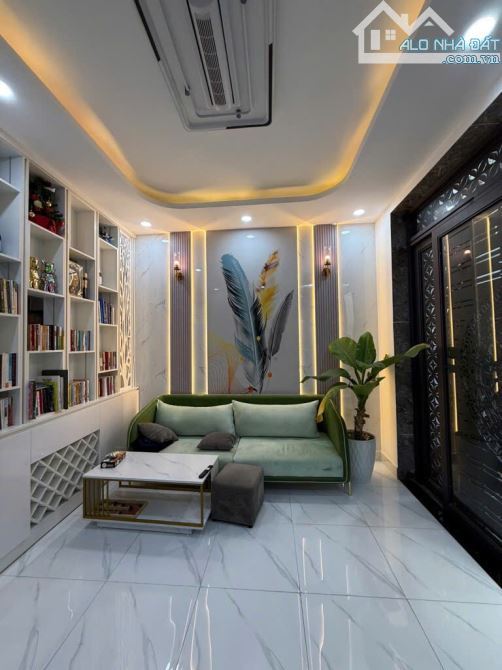 Bán Nhà 4 tầng, Nguyễn Văn Quỳ, Quận 7.  hoàn công 110m2, full nội thất, chỉ 4.9 tỷ - 4