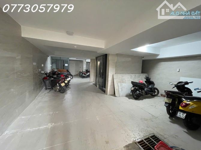 BÁN TÒA CHDV HOÀNG HOA THÁM, BÌNH THẠNH.8X25M, DOANH THU 130TR/THÁNG. GIÁ BÁN 34TỶ - 4