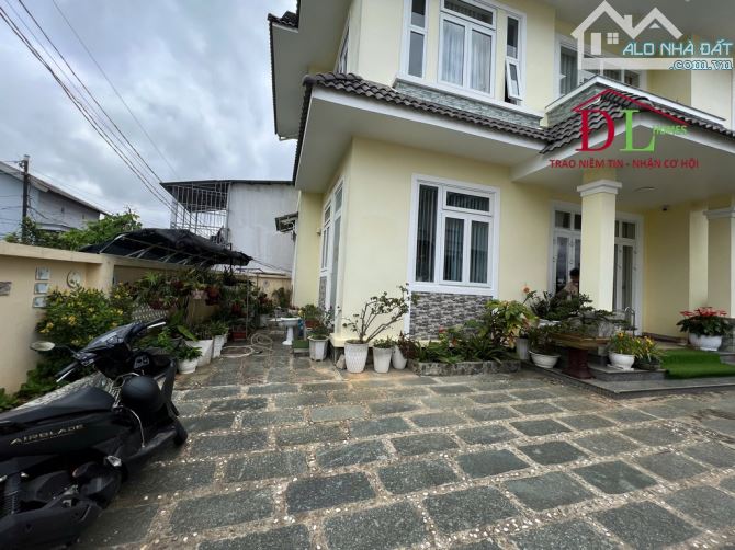 Bán biệt thự Ngô Tất Tố Phường 8 Đà Lạt ( 318m2 đất ở đô thị chỉ 17 tỷ thương lượng ) - 4