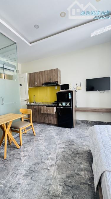 Bán nhà đường Nguyễn khoái quận 4 - 4