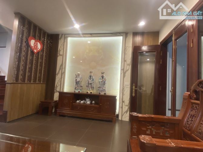 BÁN NHÀ PHÂN LÔ VIEW HỒ 32 TỶ 83m 5 TẦNG MT 5,5m VỈA HÈ Ô TÔ TRÁNH LẠC LONG QUÂN CẦU GIẤY - 4