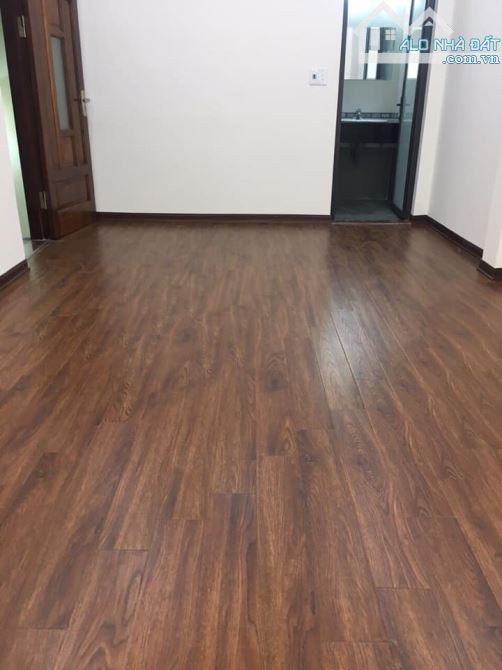 Nhà 5 tầng Định Công, Hoàng Mai 39m² – 2 mặt thoáng – gần phố – tặng nội thất – giá 8.9 tỷ - 4