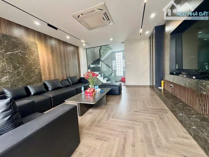 BÁN NHÀ MỚI XÂY – GẦN MẶT PHỐ NGUYỄN LAM, SÀI ĐỒNG – THANG MÁY – Ô TÔ NGỦ TRONG NHÀ - 5
