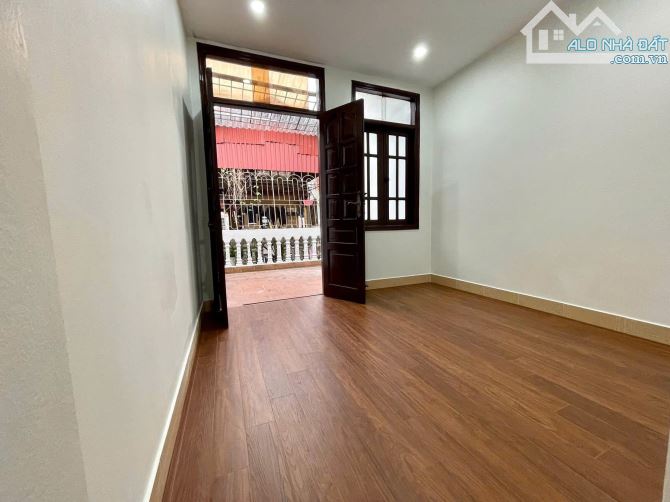 Chủ Nhà Cần Tiền Nên Cần Bán Gấp Căn Nhà Dân Xây Ở Quang Trung.Gía 8.35Tỷ CóTL - 5
