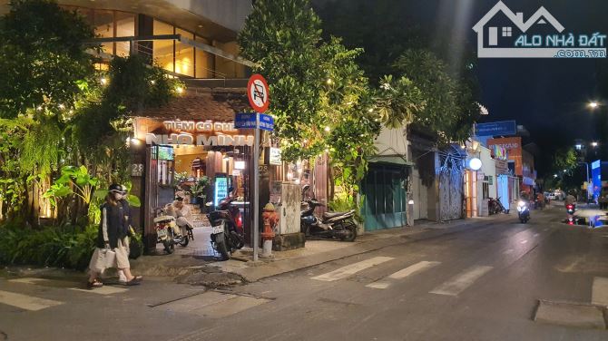 BÁN NHÀ ĐẸP 5 TẦNG, HUỲNH TỊNH CỦA, P. XUÂN HÒA, TP.HCM GIÁ CHỈ 9.3 TỶ - 5