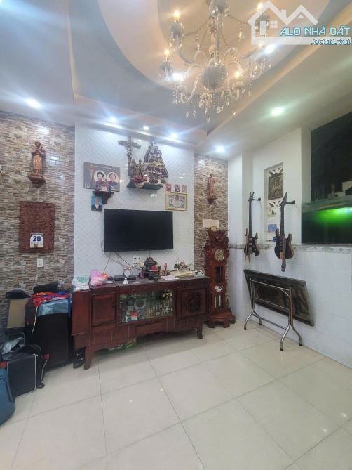 MẶT TIỀN LÊ LAI -  KHU ĐỒNG ĐEN - BÀU CÁT - NGANG 5,7M - 4 TẦNG - GIÁ 11.X TỶ - 5