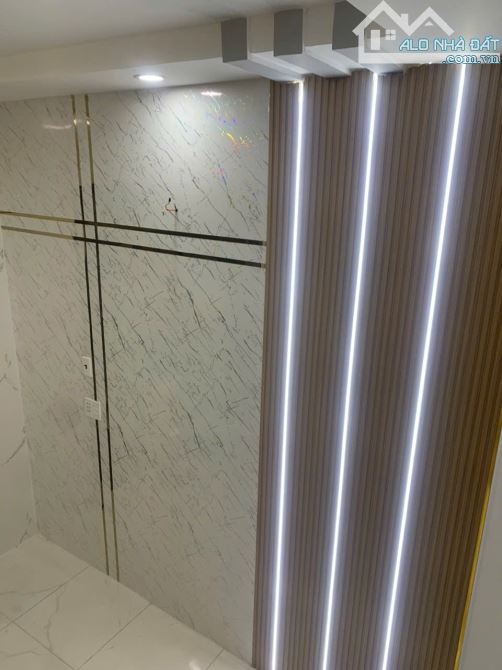 NHÀ MỚI 2 LẦU ĐẸP KHU TÂN KIM, GIÁ RẺ 1TỶ350TR CÒN BỚT - SỔ HỒNG RIÊNG- CÁCH QL50 ĐÚNG 50M - 5
