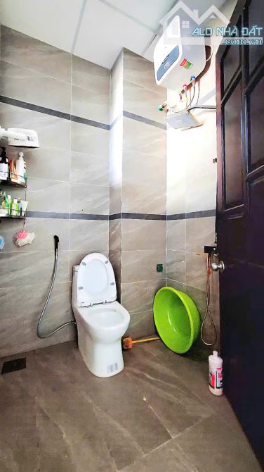 LÔ GÓC 3 MẶT TIỀN TRẦN LÊ - 170M2 - 3 TÀNG – ĐANG KINH DOANH – CÓ DÒNG TIỀN ỔN ĐỊNH - 5