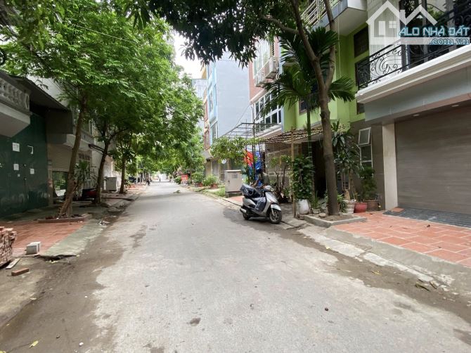 NHÀ 5T LIỀN KỀ, GẦN NGÃ 4 LÊ TRỌNG TẤN VS NGUYỄN THAN BÌNH, DT 50M2, MT 4M, KINH DOANH - 6