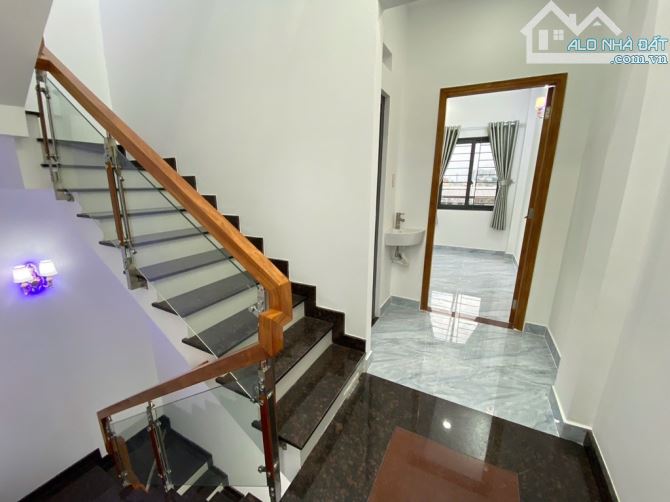 NHÀ BÁN NGAY TỈNH LỘ 10 - P.TÂN TẠO BÌNH TÂN - 54m2 ( 5 TẦNG ) GIÁ CHỈ :  6 TỶ 5 - 6