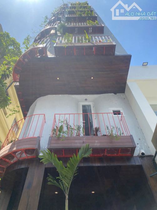 Bán tài sản góc 2 MT 111 Nguyễn Bỉnh Khiêm, Quận 1. DT:4*20M. Hầm - 7 tầng. HĐT: 110 tr/th - 6