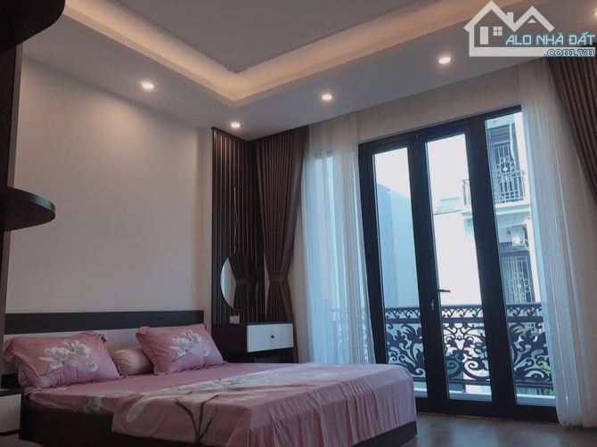Bán nhà riêng Lê Văn Thiêm, Thanh Xuân. 40m², 5 tầng – ô tô – kinh doanh tốt – giá 12.5 tỷ - 6