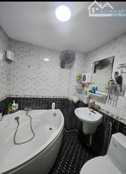 9.88 tỷ / 57 m2 /4 tầng /Lâm Du.Bồ Đề - 6