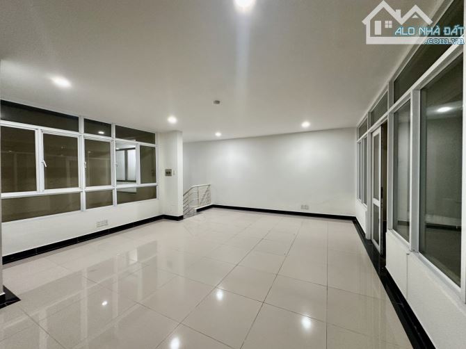 🏬 CĂN HỘ PENTHOUSE GIAI VIỆT  - TẠ QUANG BỬU, P5 Q8 - 228M²(20x11.3) - DTSD 500M² SÀN - 6