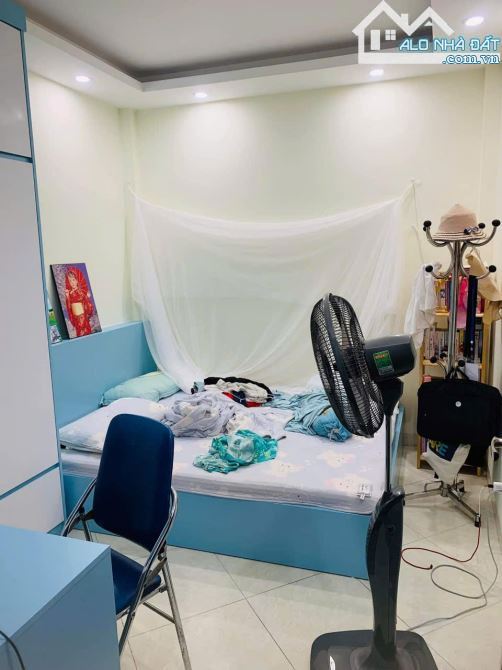 CẦU BƯƠU THANH TRÌ NHÀ 4 TẦNG LÔ GÓC Ô TÔ ĐỖ CỬA VIEW SÂN CHƠI THOÁNG MÁT 34m 5.4 TỶ - 6