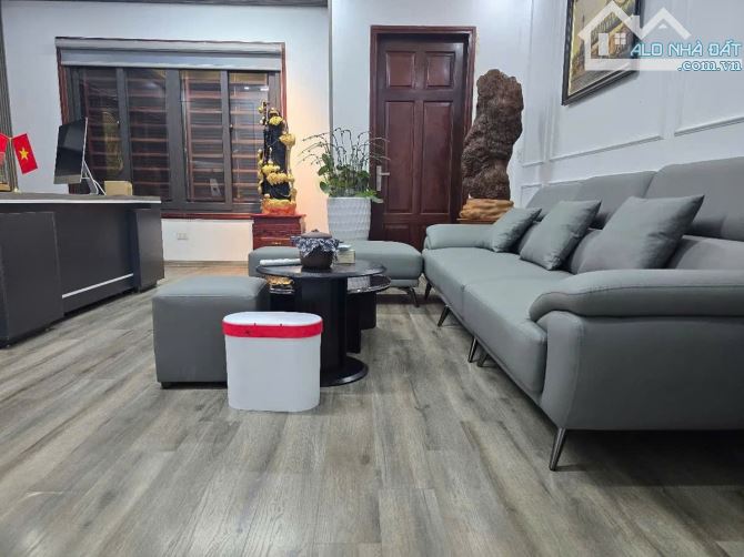 LIỀN KỀ PHÂN LÔ 90 NGUYỄN TUÂN - KHU VIP - 2 MẶT THOÁNG TRƯỚC SAU – MÁT MẺ - CÓ TH - 7