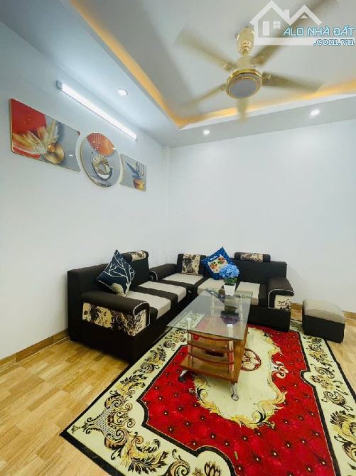 Bán nhà phân lô Vạn Phúc: 35m*4tầng, fadil đỗ cửa, ngõ thông, chỉ 6tỷ95 - 7