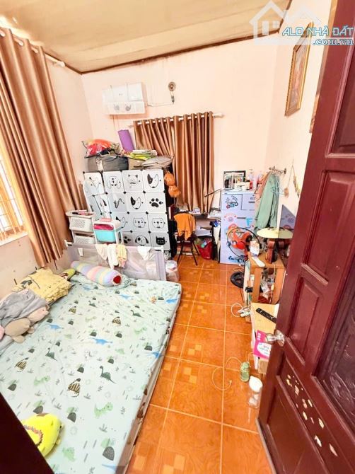 Bán nhà 3 mặt tiền, 100m - Ngang 7m, nở hậu. Chỉ 6.2 tỷ - 7
