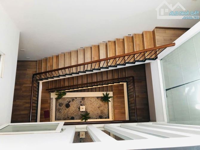 Bán căn góc 3 thoáng Linh Lang - Đào Tấn, Nhỉnh 31 tỷ, 80m, ô tô tránh, 5 tầng - 7