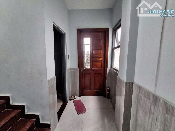 Quận 7, Nhà 5 tầng hoàn công đủ 135m2, Hẻm 6m, dòng tiền 20tr/tháng. Chỉ 16,xxx tỷ - 8